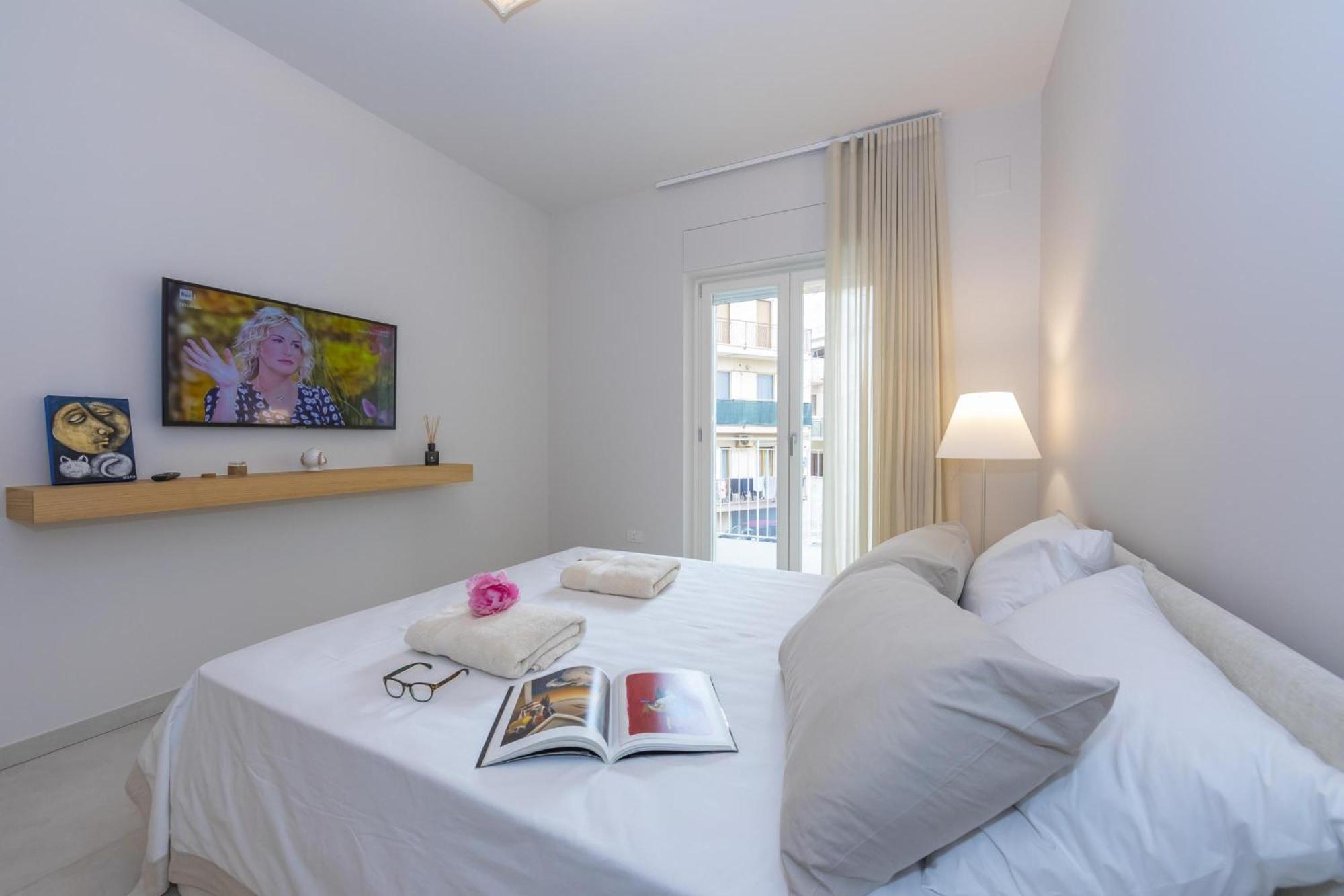 Mina 100m From Sea - Happy Apartment